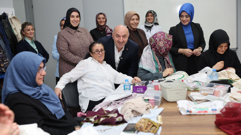 Darıca’da anneler üretiyor, çocuklar eğlenerek öğreniyor