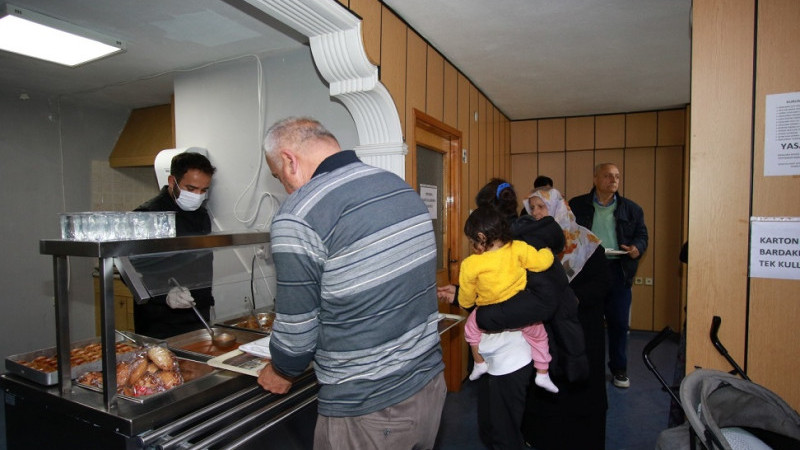 Hasta ve yakınları konaklama desteği