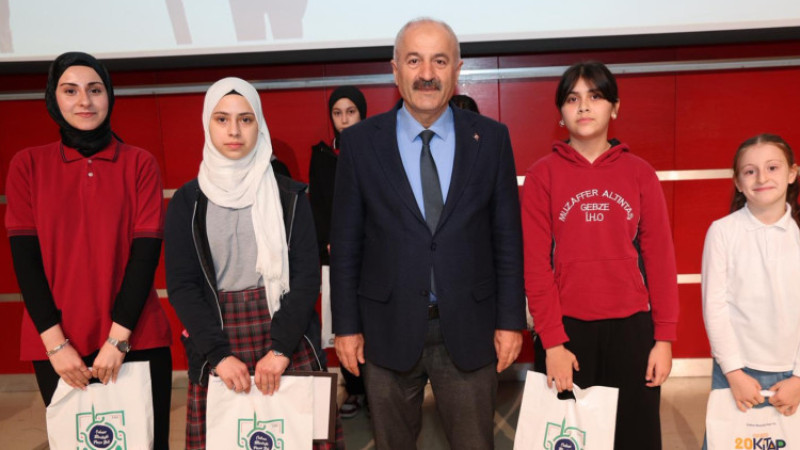 GEBZE’DE ÖĞRETMENLER GÜNÜ COŞKUSU