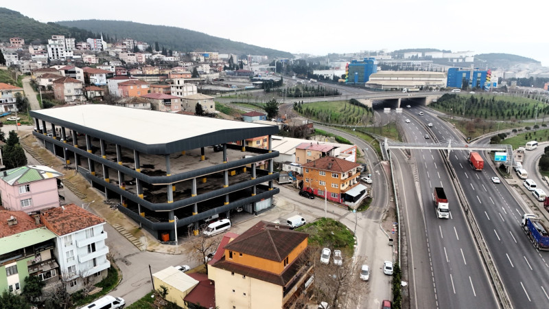 Otopark Belediye Binası Oluyor!