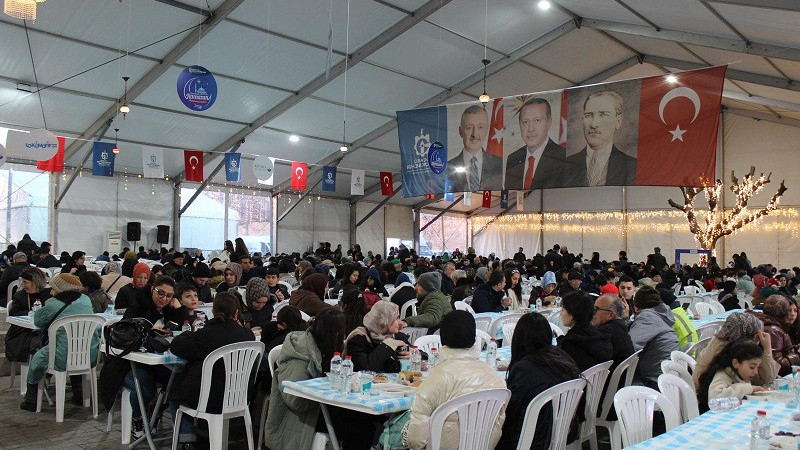 Gebze’de gönüller Ramazan çadırında birleşiyor