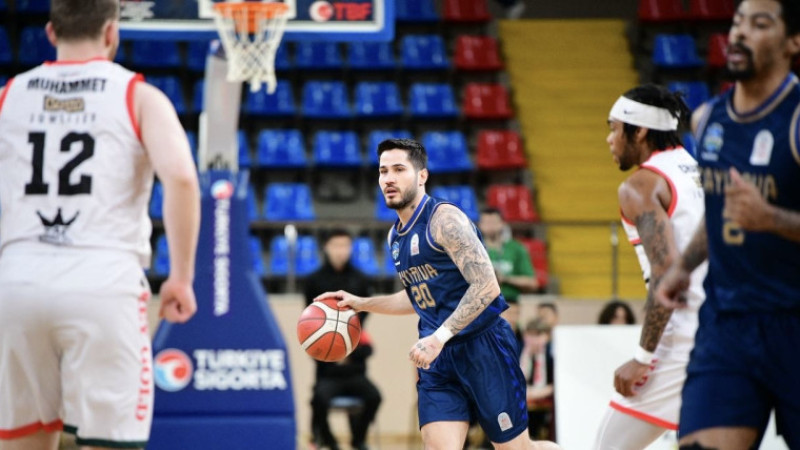 Çayırova Belediyesi, deplasmandan kazanarak döndü