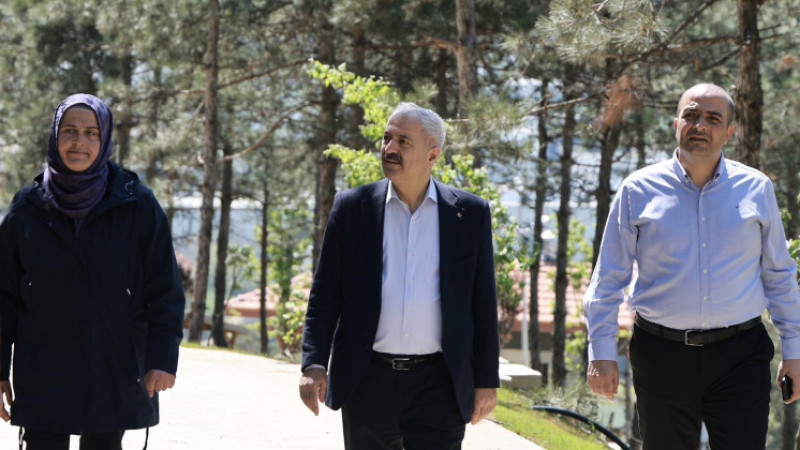 Başkan Büyükgöz Pelitli Bayraktepe Mesire Alanı’ndaki Çalışmaları Yerinde İnceledi