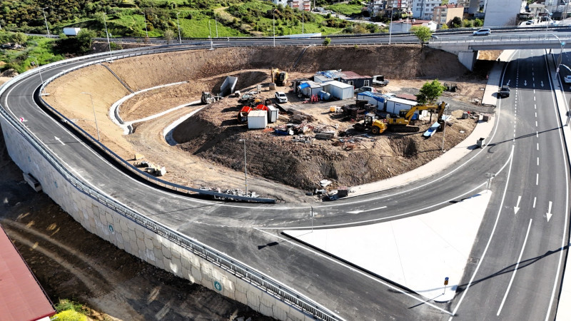 Gebze trafiğine köprülü kavşak müdahalesi
