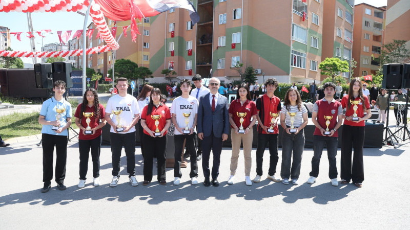 Çayırova’da 19 Mayıs coşkusu