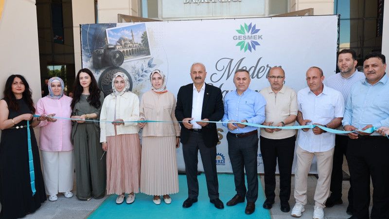 GESMEK’ten Sanat Dolu Sergi: Modern Yansımalar Kapılarını Açtı