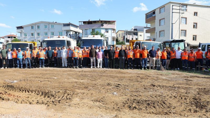 Darıca’da yaz temizliği seferberliği Sırasöğütler’de devam ediyor