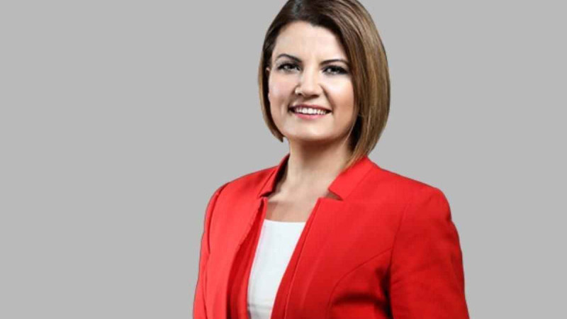 İzmit Belediye Başkanı Fatma Hürriyet Kaplan ve Eşi murat Hürriyet gözaltında