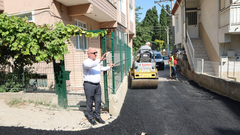 Darıca’da asfalt mesaisi hız kesmeden sürüyor