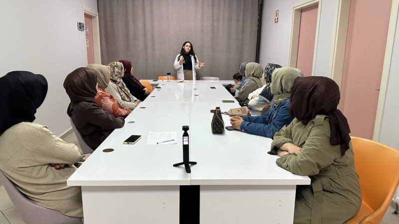 Çayırovalı veliler, rehberlik servisi hizmetiyle bilgileniyor