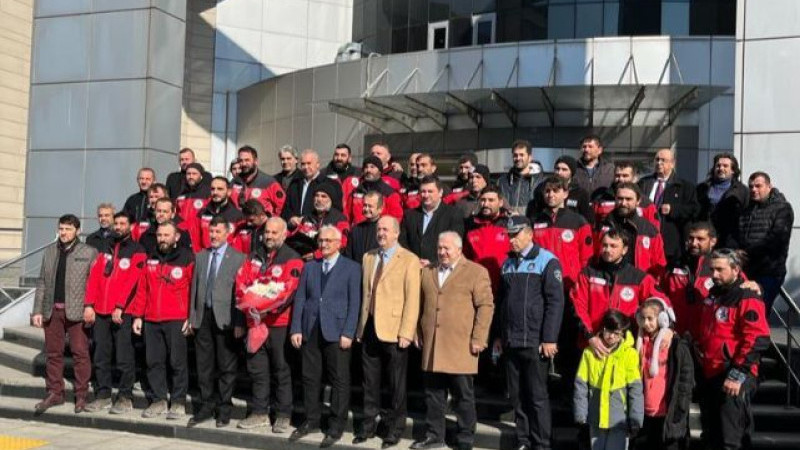 GEAK timinden 30 personel alkışlarla karşılandı