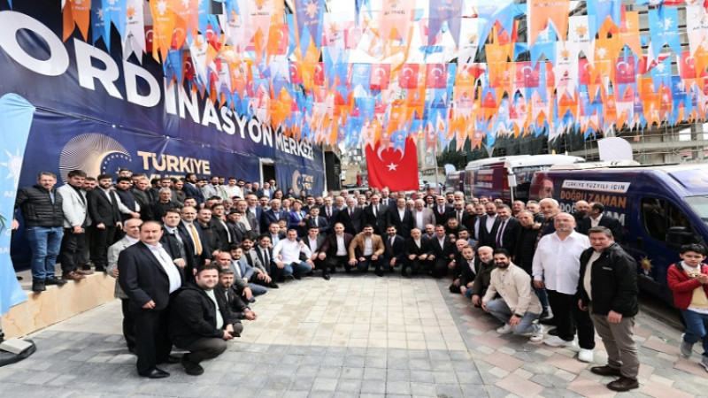 AK Parti 12 İlçede Bayramlaştı