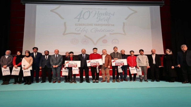 Gebzeli Öğrencilerin 40 Hadis-i Şerif Heyecanı