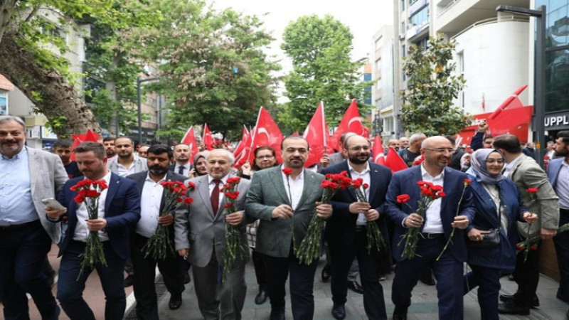 Cumhur İttifakı, İzmit’i  “Recep Tayyip Erdoğan” Sloganlarıyla İnletti