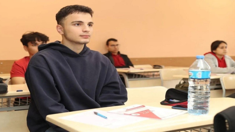 Gebzeli Öğrenciler Deneme Sınavında Ter Döktü