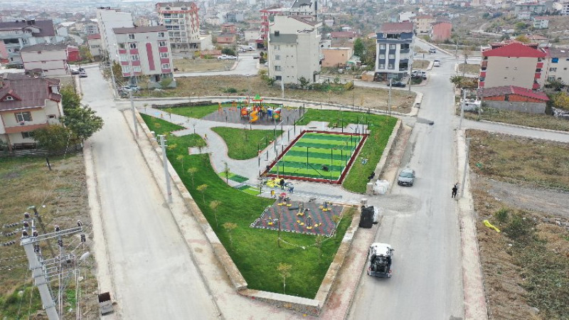 Çayırova'ya 10 Yeni Halı Saha Geliyor