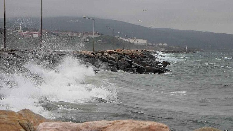 Kocaeli Valiliğinden Fırtına Uyarısı!