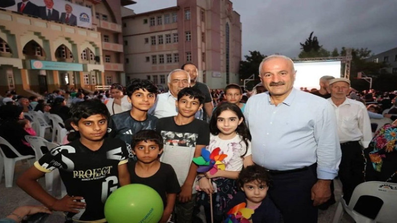Mevlana’da Çocukların Sinema Keyfi