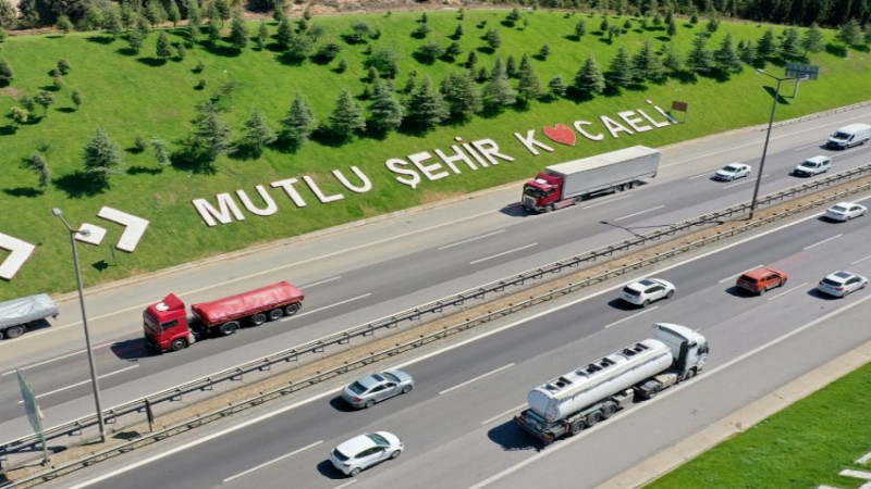 Kocaeli'de giriş-çıkışlara estetik dokunuş