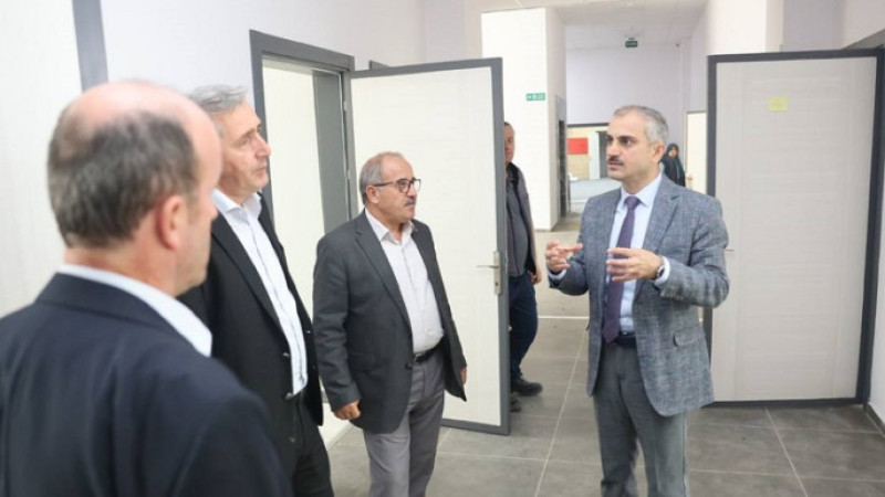 Başkan Çiftçi, Engelliler Merkezi’ni İnceledi