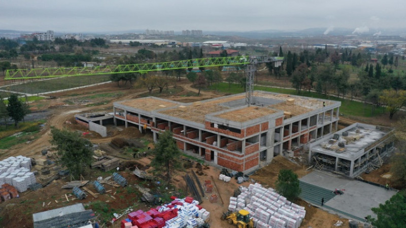 Gebze Engelsiz Yaşam Merkezinde çatı imalatı