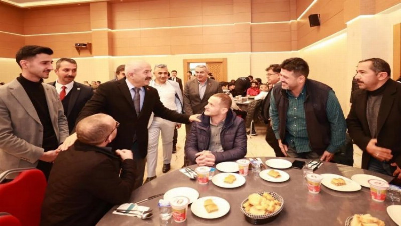 Başkan Büyükgöz Niğdelileri ağırladı