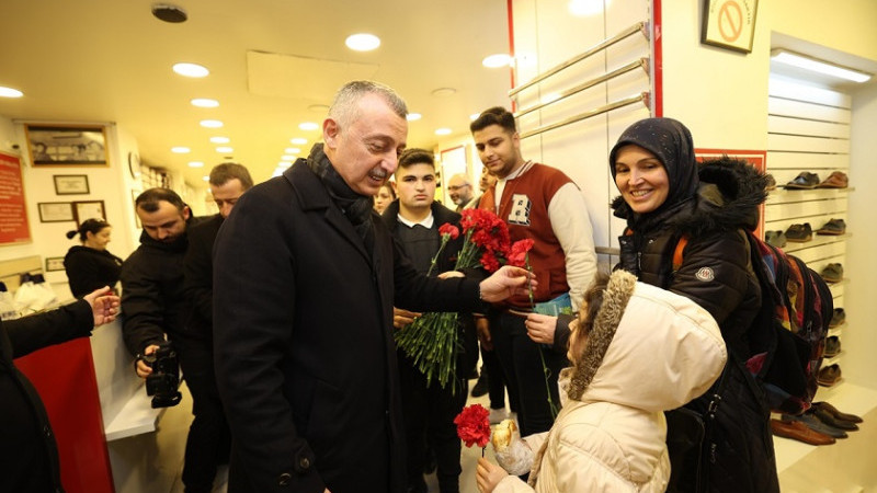 AK Parti tüm kadrolarıyla sahada