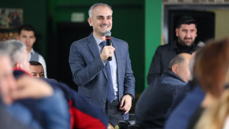 Çiftçi, Şekerpınar esnafıyla bir araya geldi
