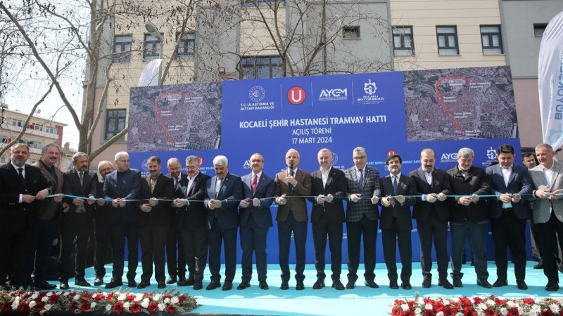 Kocaeli Şehir Hastanesi Tramvay Hattı törenle açıldı