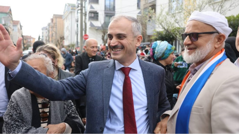 Bünyamin Çiftçi Sevgisi, Evlere Sığmadı Sokaklara Taştı