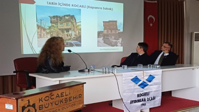 Kocaeli Aydınlar Ocağı'nda Şehrin yeniden inşaası konuşuldu