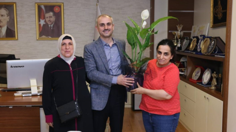 Çayırovalılardan Çiftçi’ye hayırlı olsun ziyareti