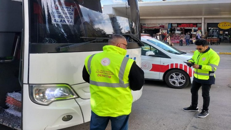 Fahiş Fiyattan Bilet Satanlara 5,5 Milyon TL Para Cezası!
