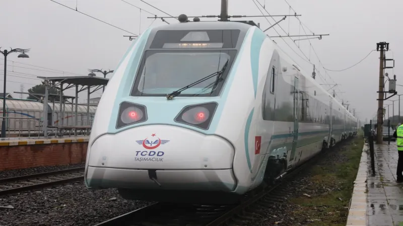 Gebze - Adapazarı Trenine Yoğun İlgi... 3 Yılda 2,5 Milyon Yolcu