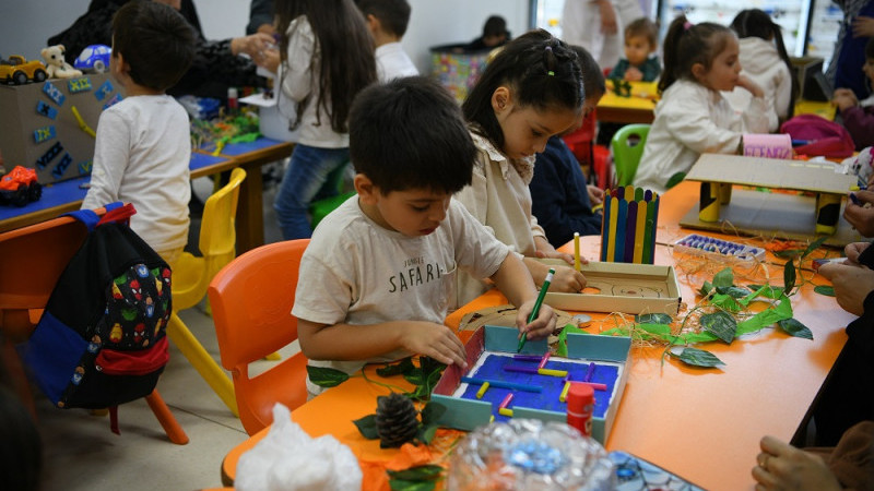 Çayırovalı minikler, geri dönüşüme katkı sağladı