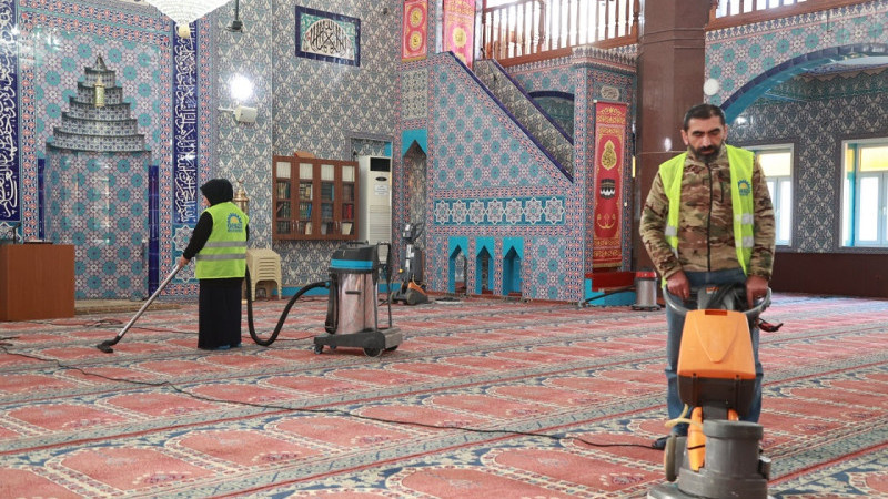 Gebze'de Cami ve ibadethaneler Ramazana hazırlanıyor