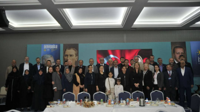 İYİ Parti Darıca Şehit Yakınları ve Gazilerle İftarda Buluştu