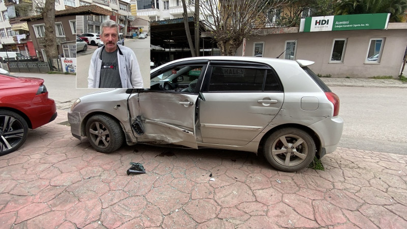 Freni tutmayan otomobilin altında kalmaktan kıl payı kurtuldu!