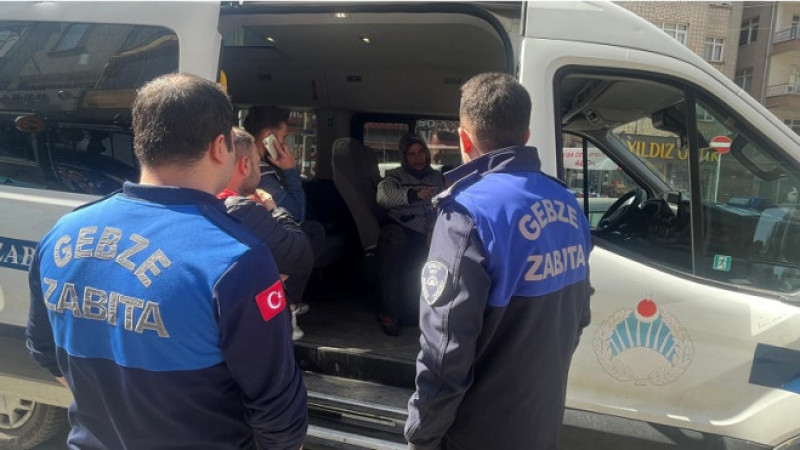 Gebze Zabıtası Dilencilere İzin Vermiyor 