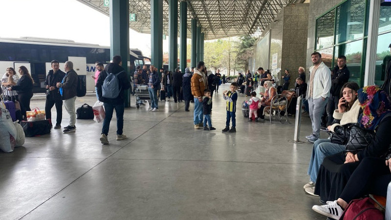 Kocaeli Otogarda bayram tatili hareketliliği