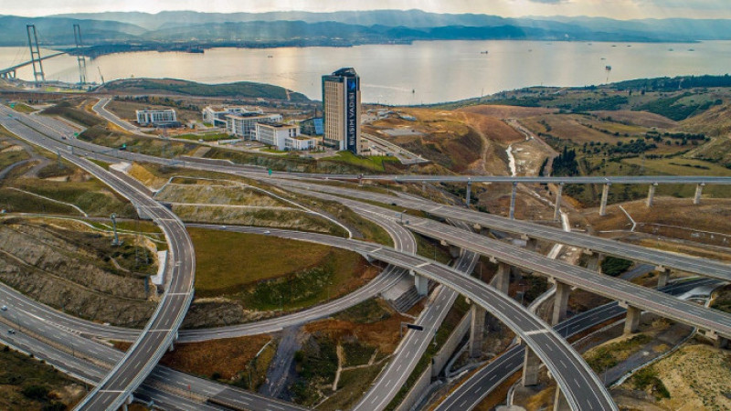 TEM ve Kuzey Marmara'da ağır taşıtların geçişine yasak