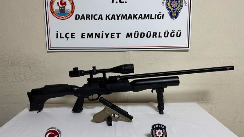 19 Yaşında Üzerinden tüfek ve tabanca çıktı