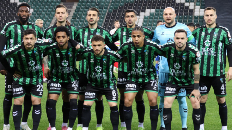 Kocaelispor 16 yıl sonra Süper Lig'de