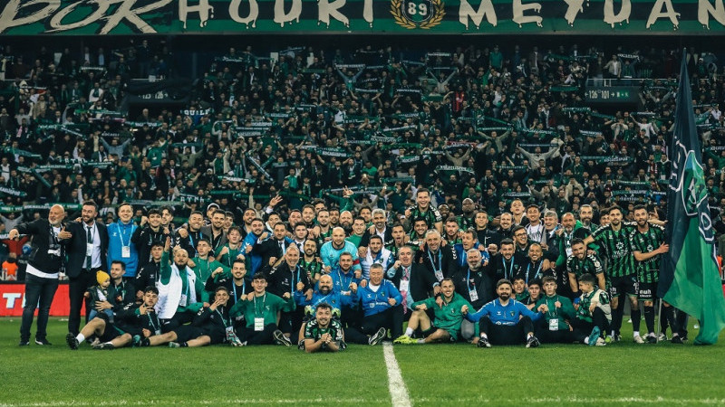 Kocaelispor, Süper Lig'e yükselmek için gün sayıyor