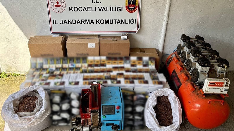  Piyasa değeri yaklaşık 800 bin TL olan makaron ve elektronik sigara ele geçirildi