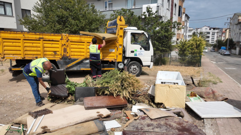 Çayırova Belediyesi’nden kaba atık uyarısı