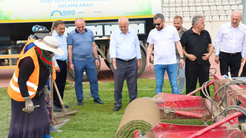 Başkan Büyükgöz Alaettin Kurt Stadyumu’nda Çalışmaları Yerinde İnceledi