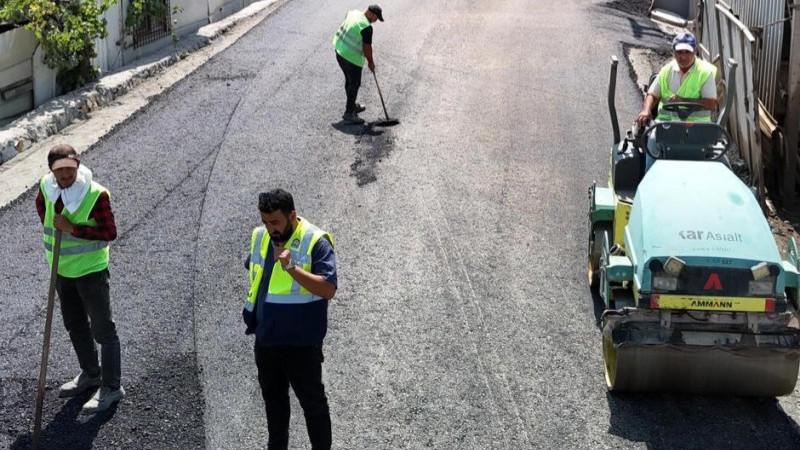 Fen İşleri Asfalt Çalışmalarını Aralıksız Sürdürüyor