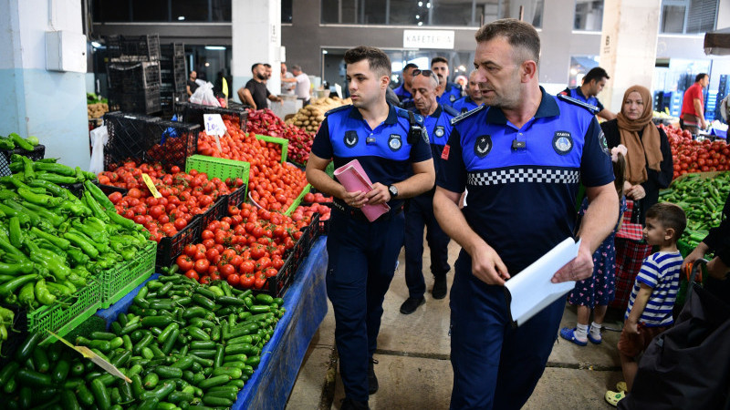 Çayırova Zabıtası’ndan pazar denetimi