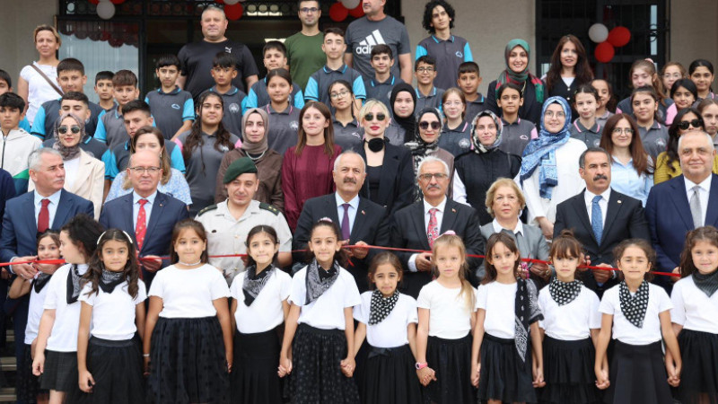 Gebze’de Öğrenciler Yeni Eğitim Yılına Merhaba Dedi